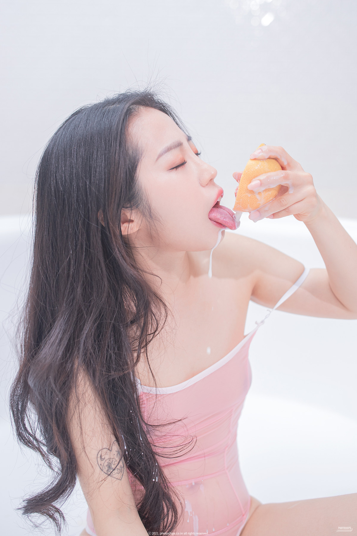 Dami 퀸다미, [Photochips] Vol.96 Photobook Set.02の写真 21