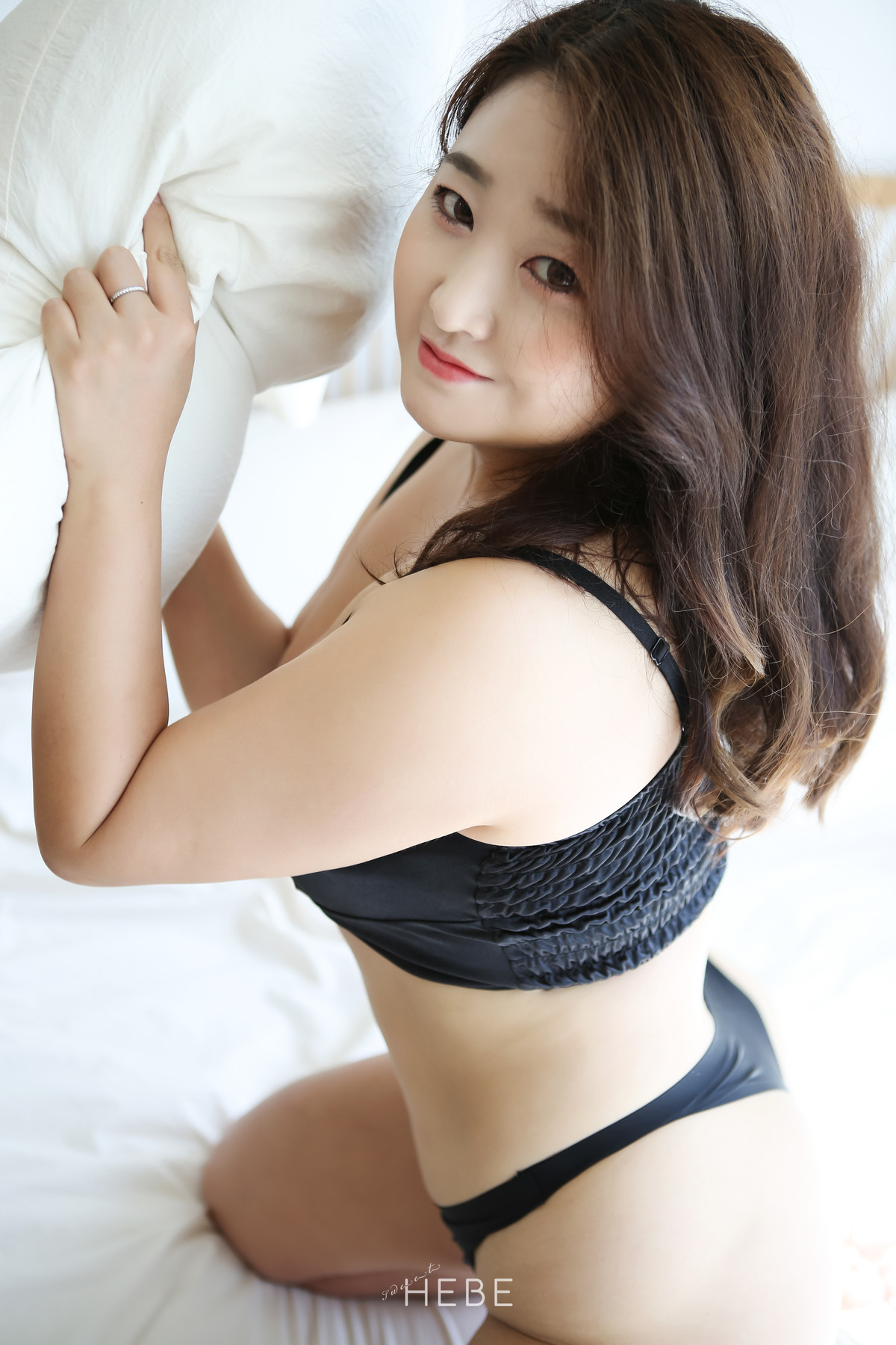 Ryuna 류나, [SWEETHEBE] Vol.02 Photobookの写真 16