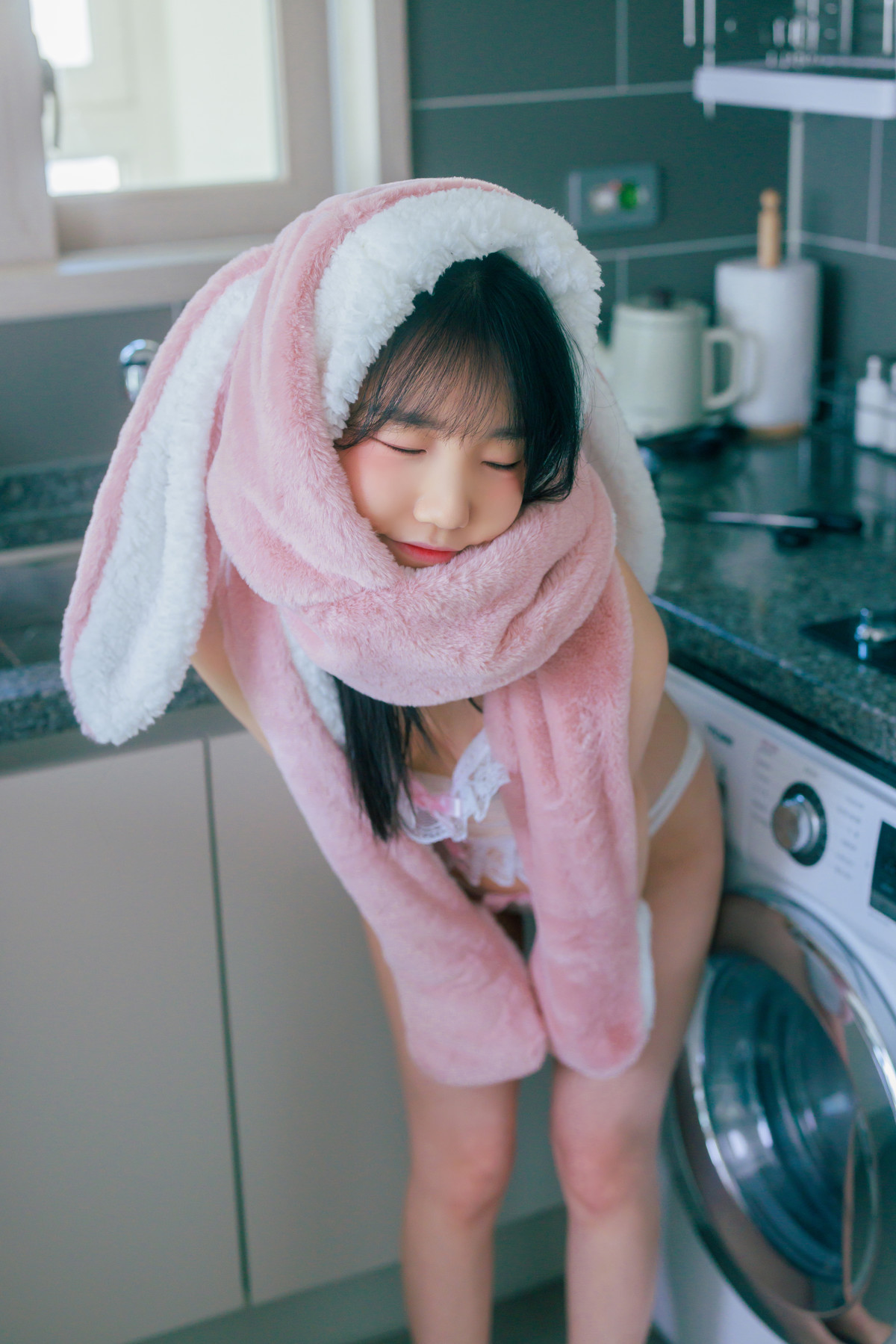 Han Yeri 한예리, [SWEETBOX] Vol.05 Photobook Set.01の写真 3
