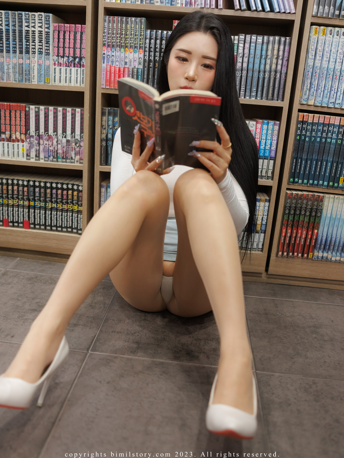 Jeong Bomi 정보미, [Bimilstory] Part-timer Girl at a Comic Book Cafe Set.01の写真 5