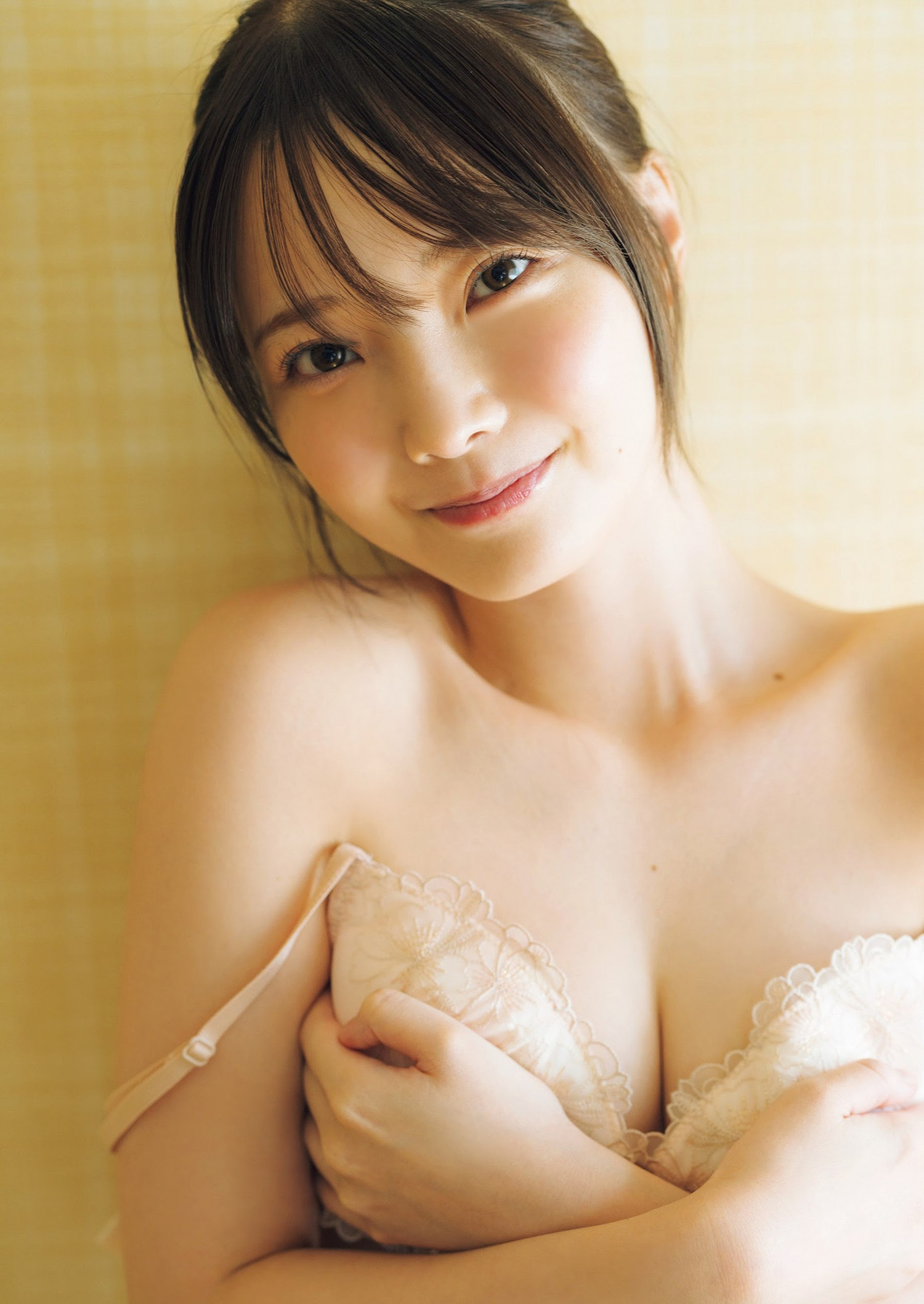 Himeka Araya 新谷姫加, Weekly Playboy 2024 No.05 (週刊プレイボーイ 2024年5号)の写真 6