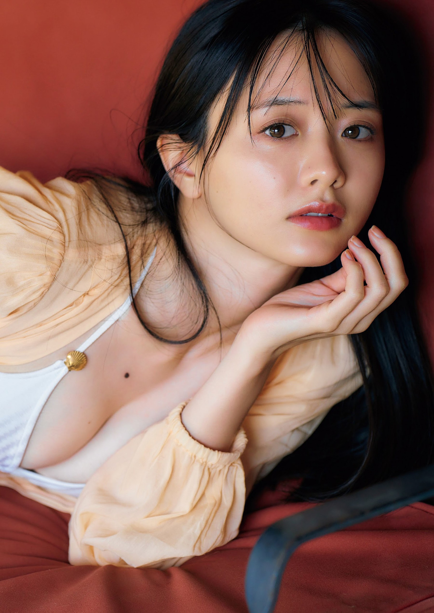 Kasumi Mori 森香澄, Weekly Playboy 2024 No.05 (週刊プレイボーイ 2024年5号)の写真 5