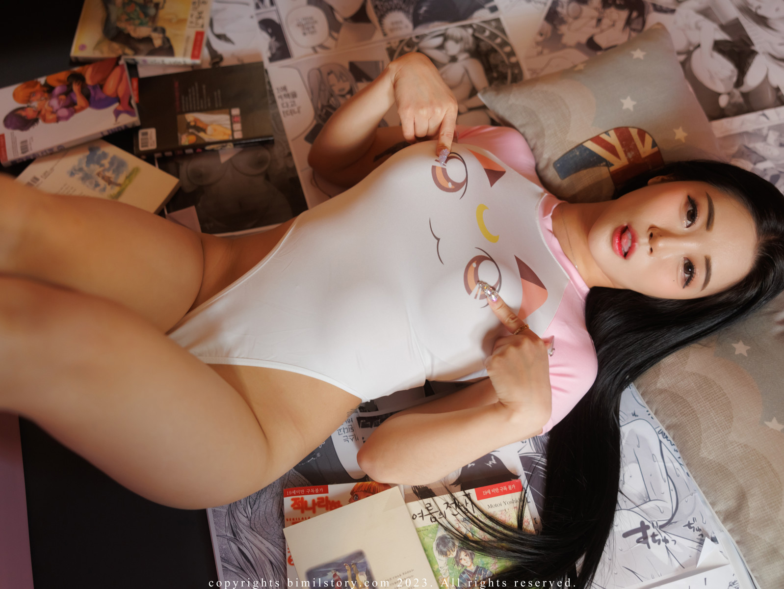 Jeong Bomi 정보미, [Bimilstory] Vol.38 Part-timer Girl at a Comic Book Cafe Set.01の写真 37