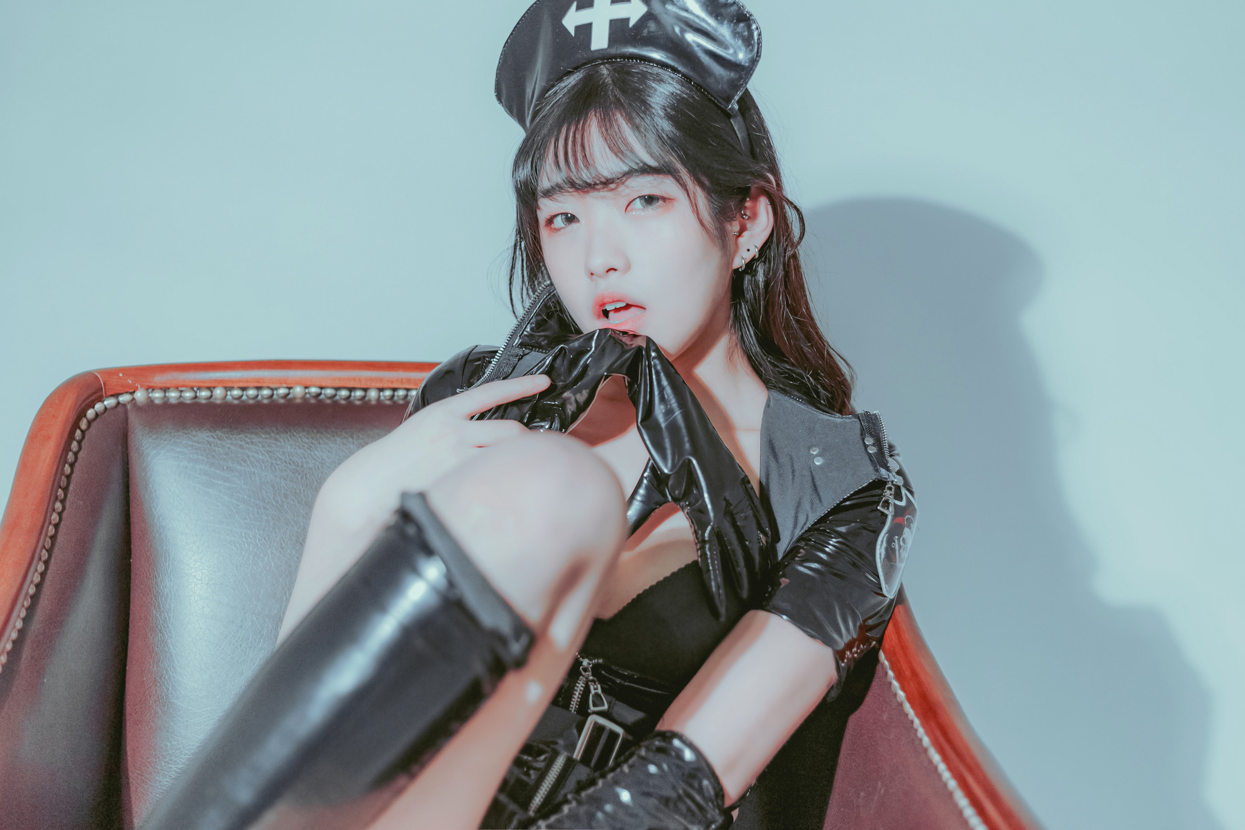 Sonson 손손, [Loozy] Dark Maidの写真 4
