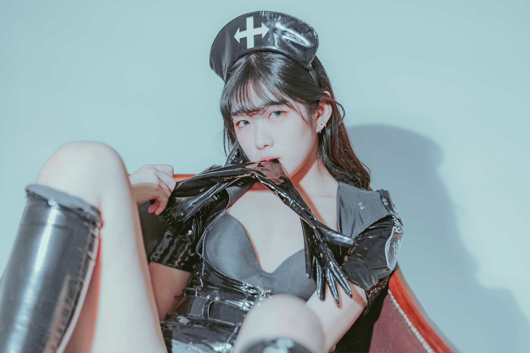 Sonson 손손, [Loozy] Dark Maidの写真 5