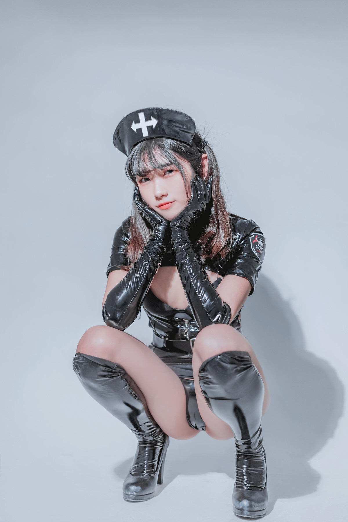 Sonson 손손, [Loozy] Dark Maidの写真 10