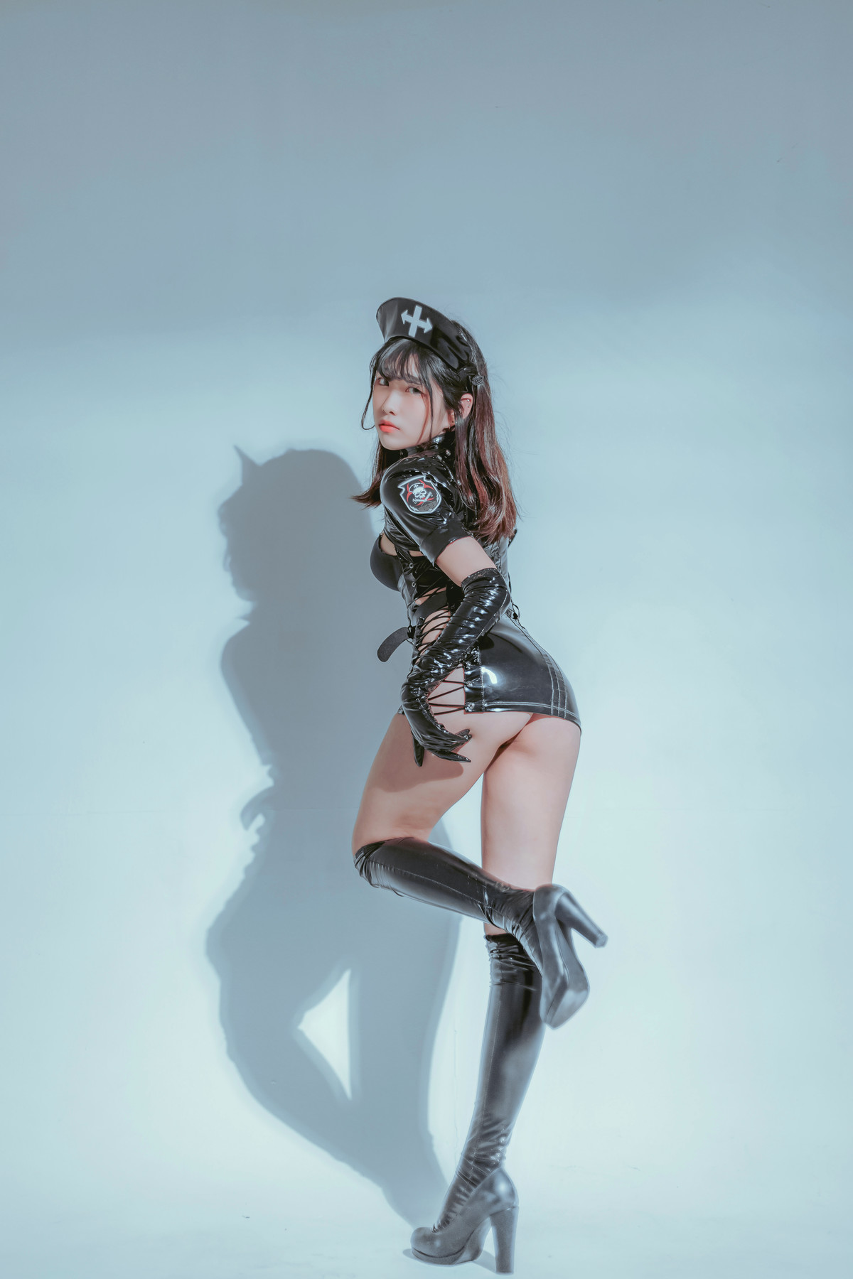 Sonson 손손, [Loozy] Dark Maidの写真 33
