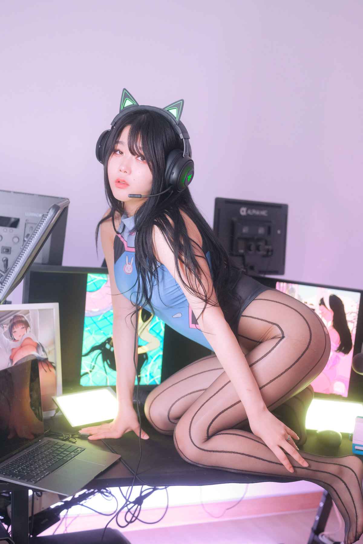 ZIA.Kwon 권지아, [Loozy] Vol.06 D.VA Set.01の写真 20