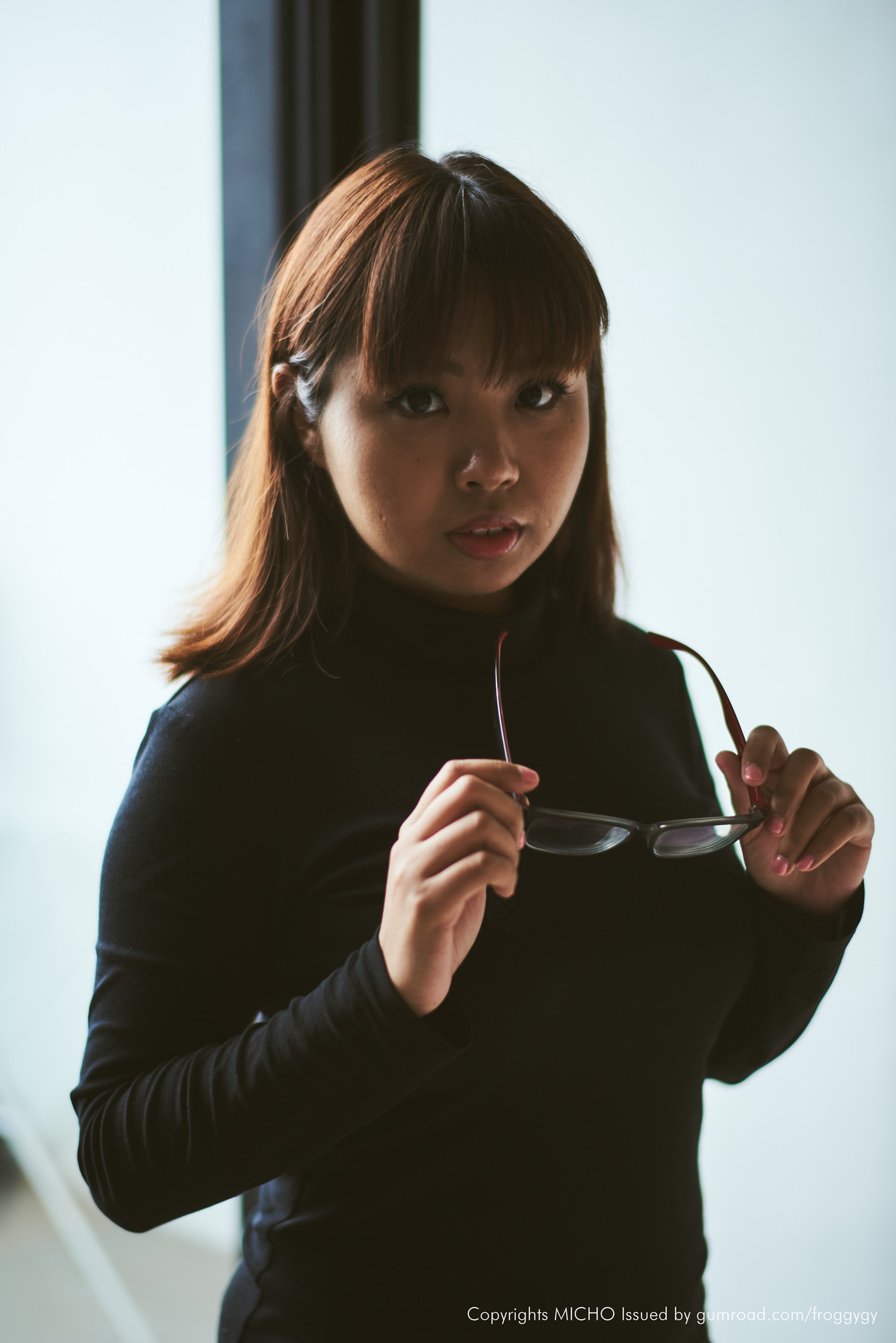 Micho Teh, [Patreon] Glasses & Black Turtleneckの写真 2