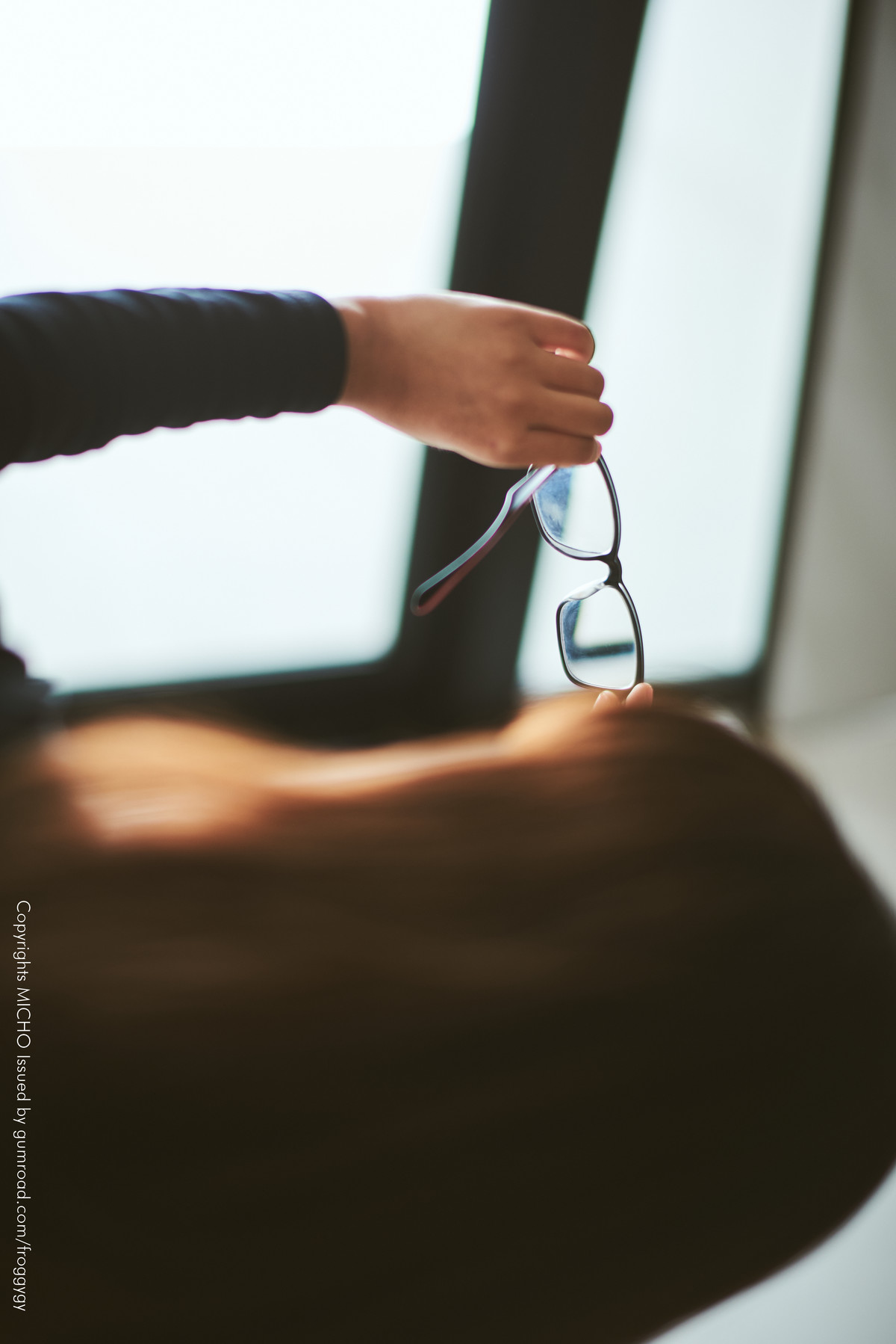 Micho Teh, [Patreon] Glasses & Black Turtleneckの写真 5