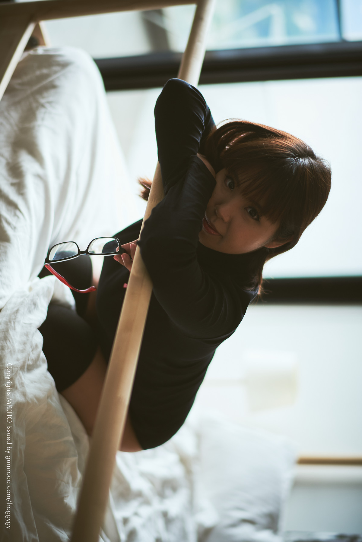 Micho Teh, [Patreon] Glasses & Black Turtleneckの写真 6