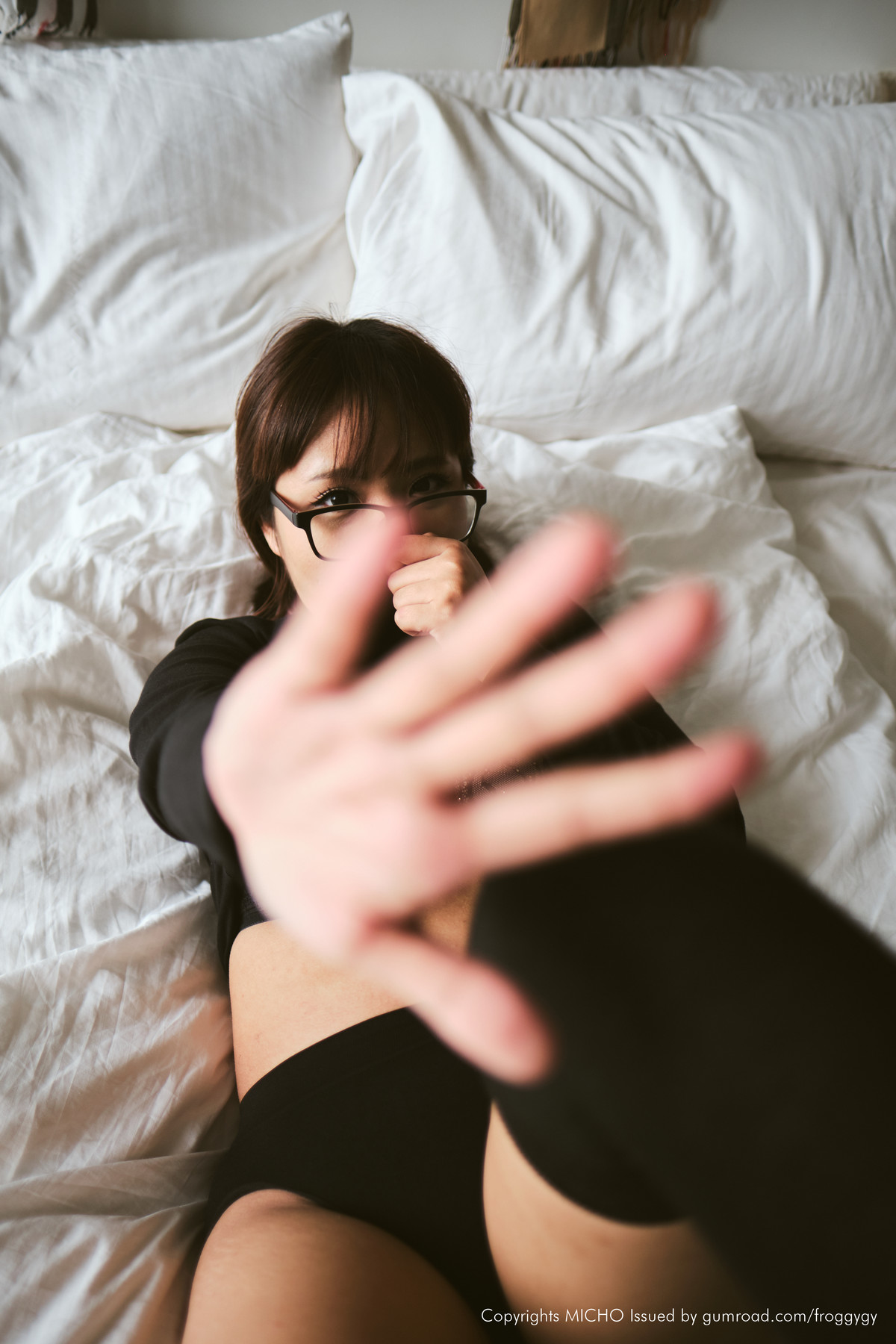 Micho Teh, [Patreon] Glasses & Black Turtleneckの写真 42