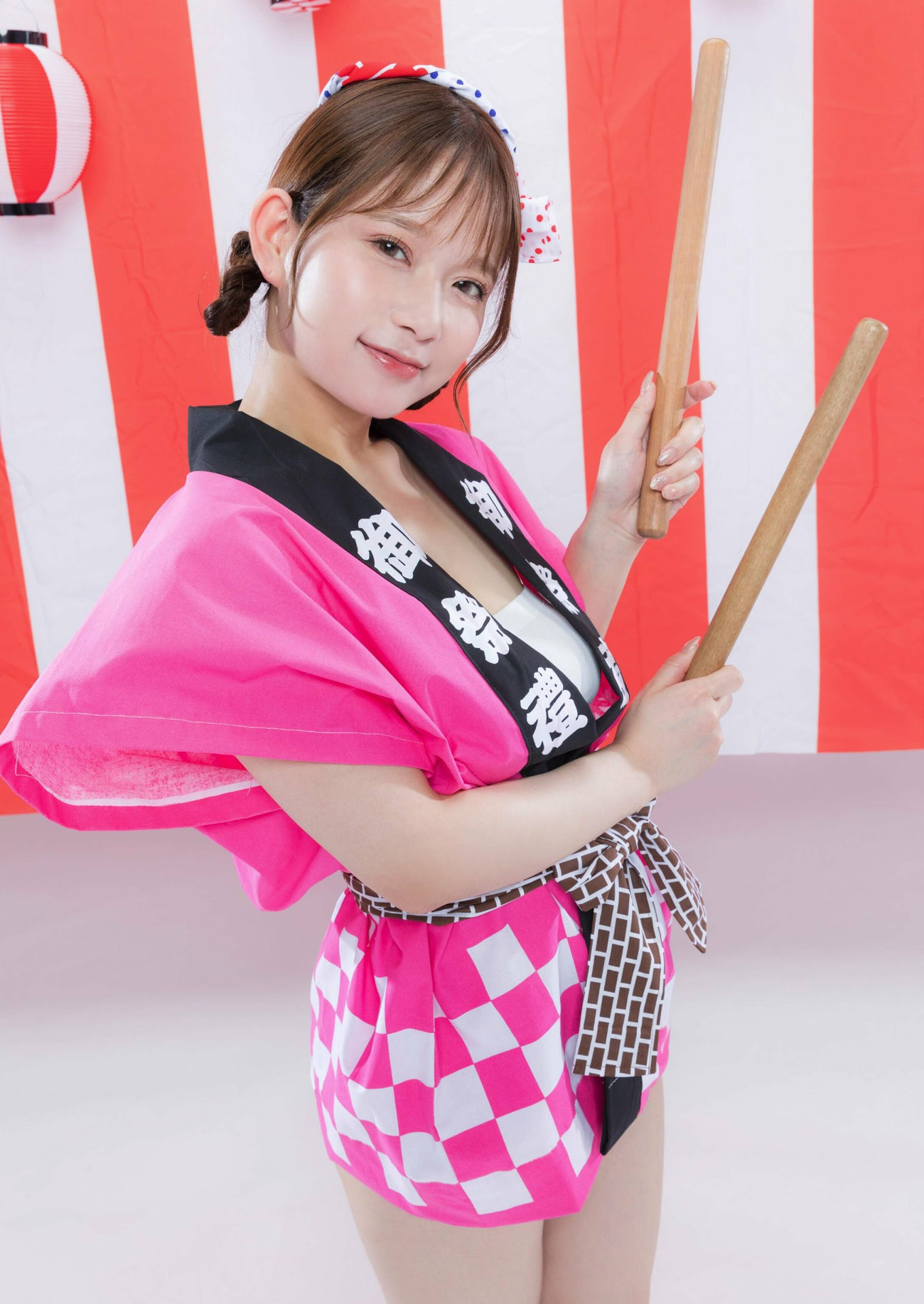 栗山莉緒×桃園怜奈, Shukan Post 2023.11.10 (週刊ポスト 2023年11月10日号)の写真 3