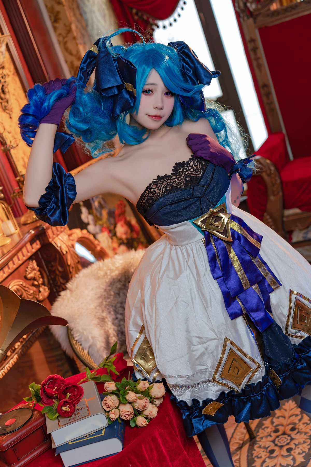 Cosplay 咬一口兔娘 兔兔班车 格温の写真 10