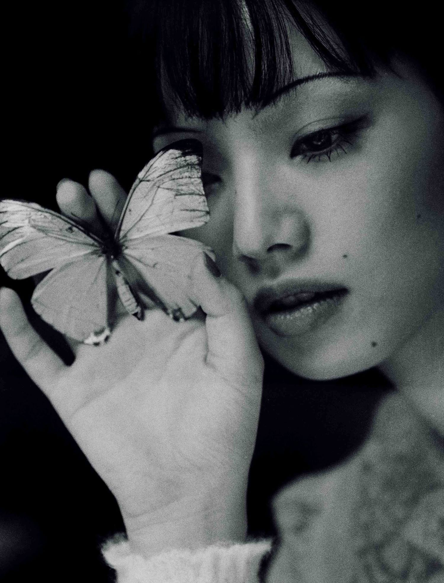 Nana Komatsu 小松菜奈, Harper’s Bazaar Japan ハーパーズ バザー 2023.11の写真 17