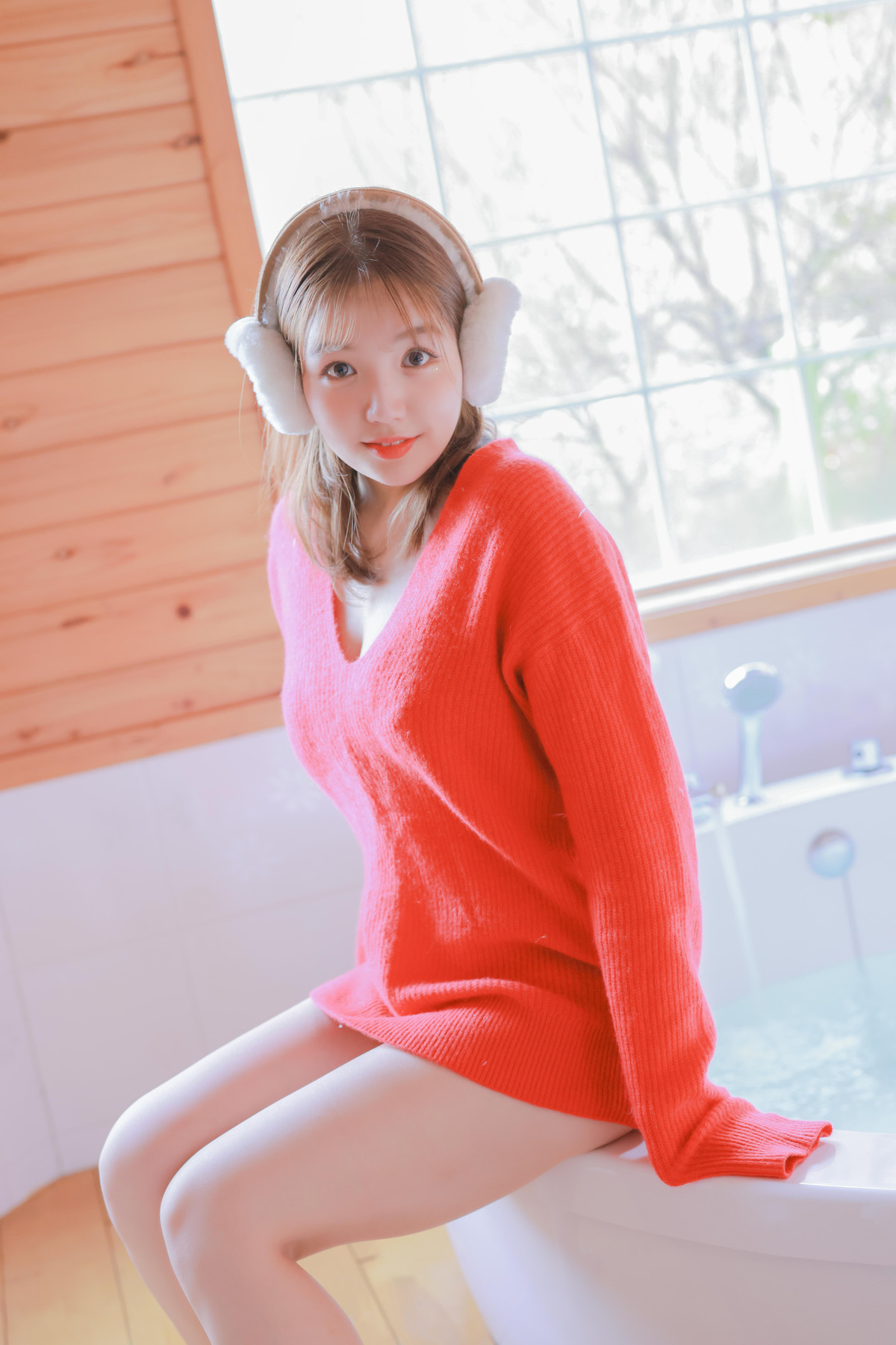 Yoonvely 윤블리, [SWEETBOX] SWTB Vol.26 Santa Girl Set.02の写真 10