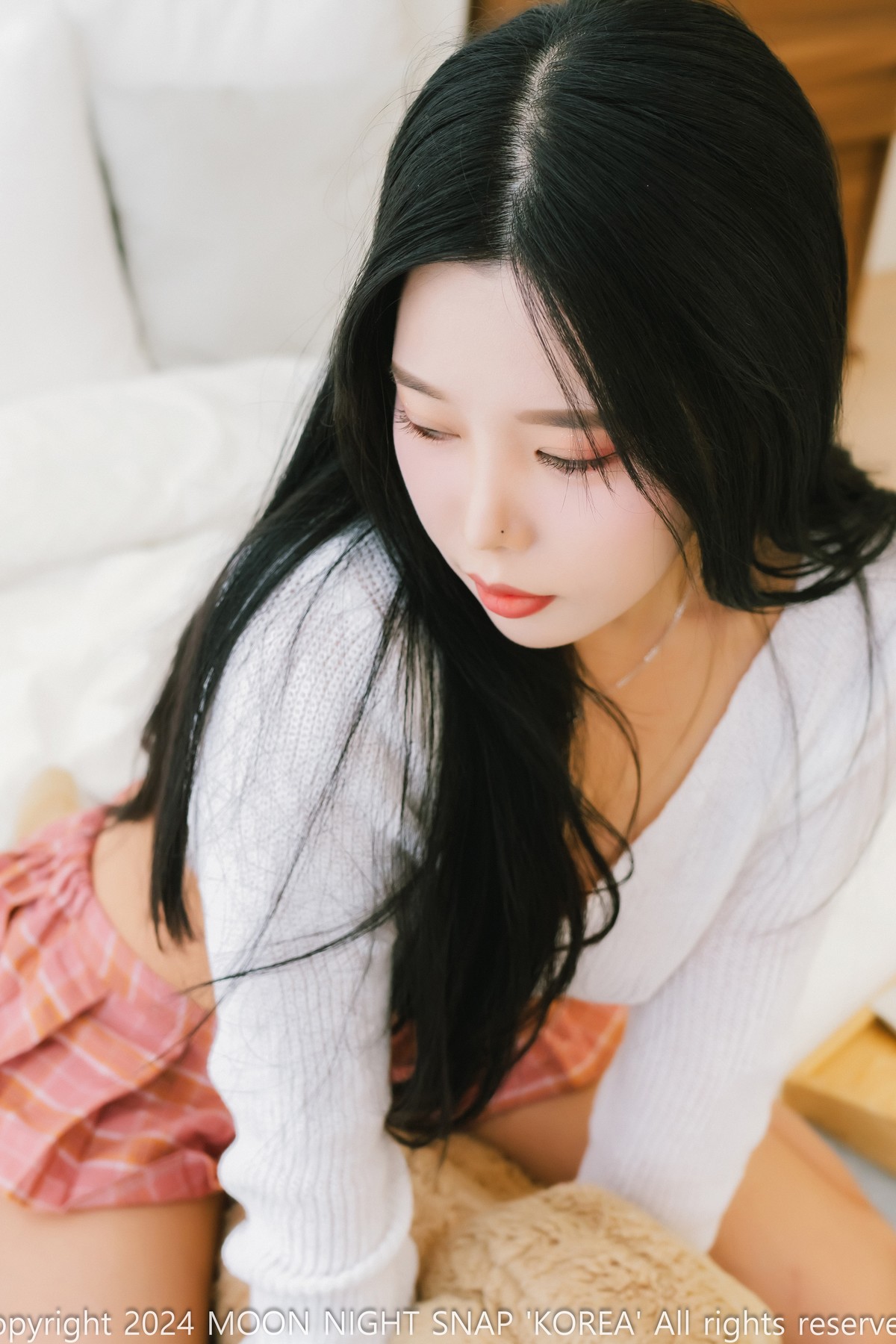 Yoo-ah 유아, [Moon Night Snap] She has a delicious top Set.01の写真 4
