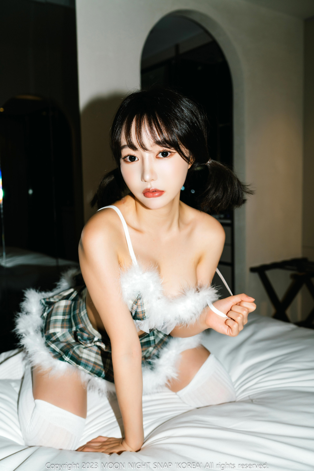 Jucy 쥬시, [Moon Night Snap] Mature Rabbit Set.02の写真 4