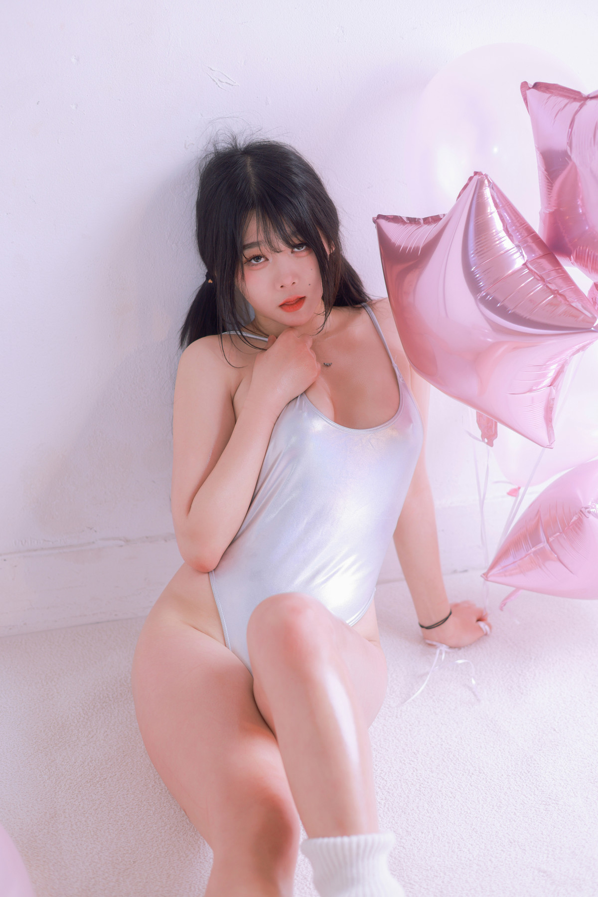 ZIA.Kwon 권지아, [Yo-U] Vol.13 Valentine Set.01の写真 11