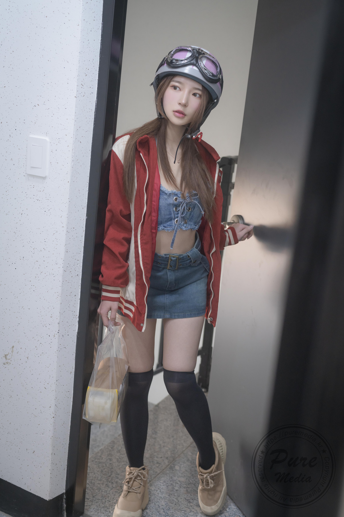Yeha 예하, [PURE MEDIA] Vol.277 Expensive and Delicious Naked Hen Set.01の写真 4