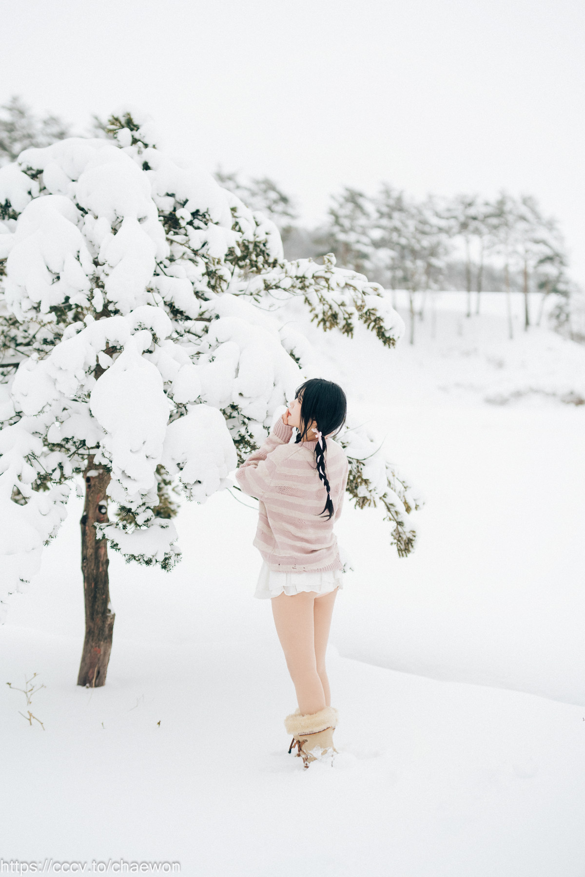 ZIA.Kwon 권지아, [Loozy] Snow Girl Set.01の写真 4