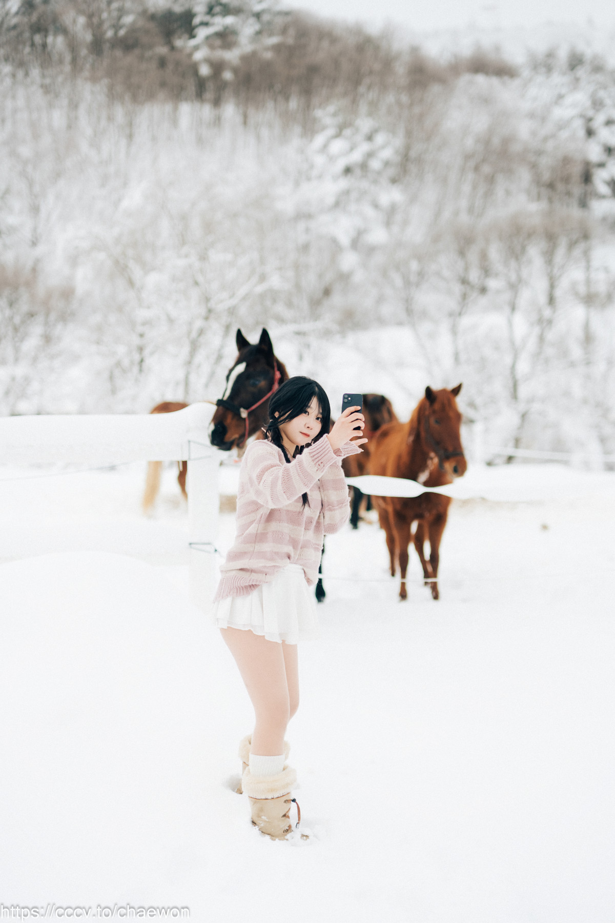 ZIA.Kwon 권지아, [Loozy] Snow Girl Set.01の写真 12