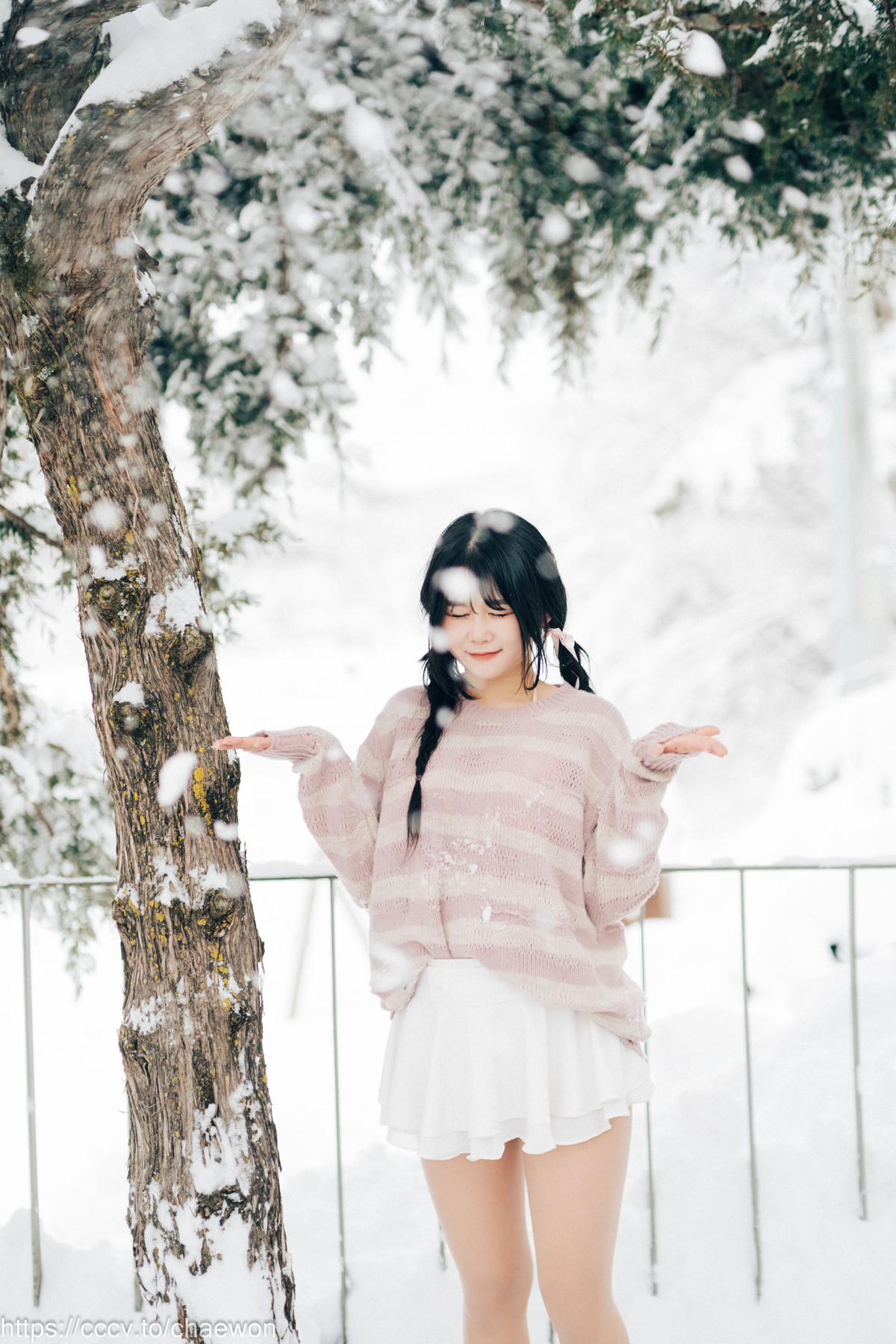 ZIA.Kwon 권지아, [Loozy] Snow Girl Set.01の写真 25