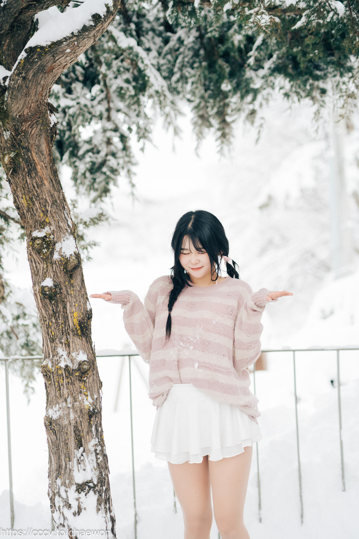 ZIA.Kwon 권지아, [Loozy] Snow Girl Set.01の写真 26