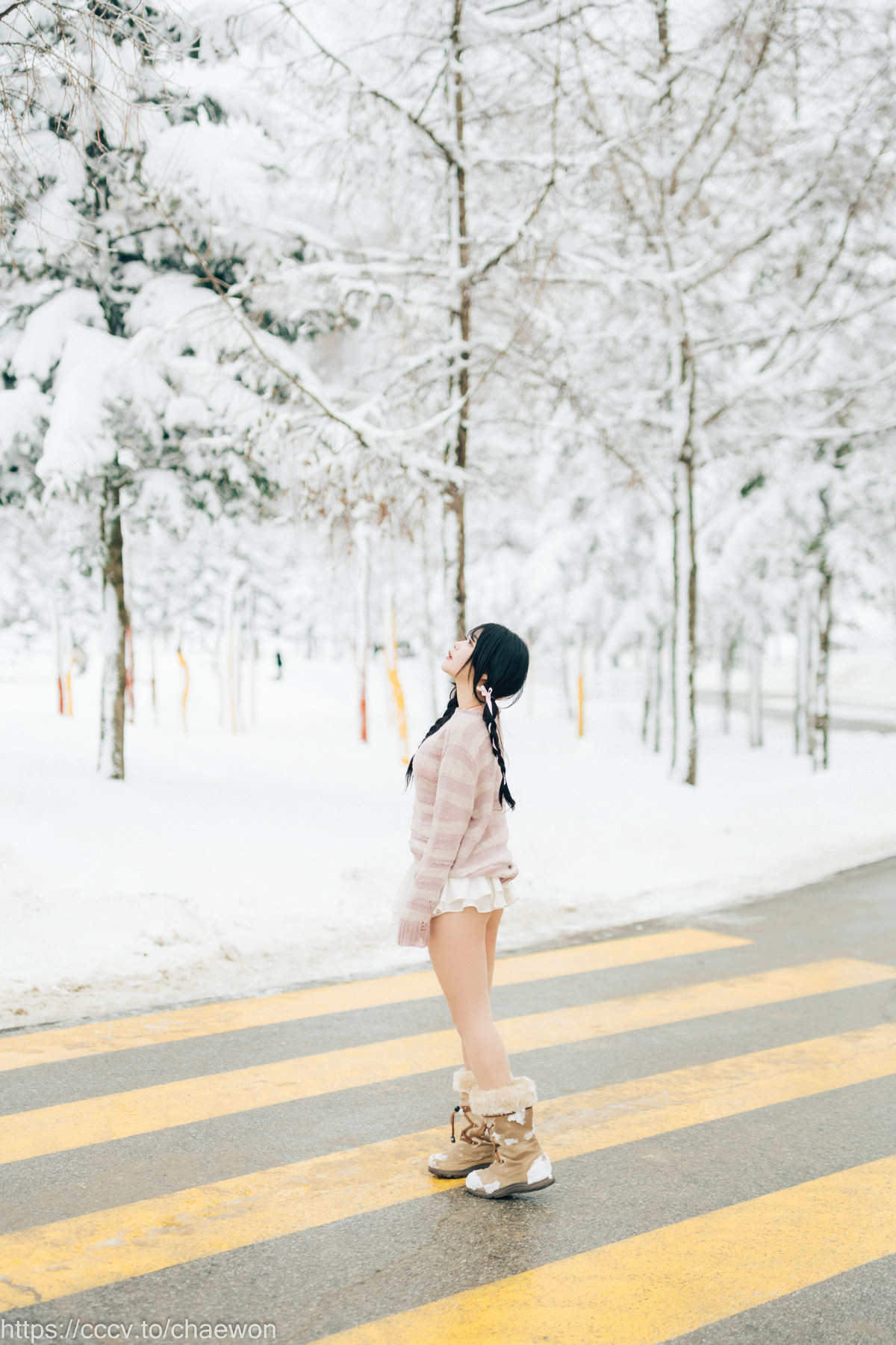 ZIA.Kwon 권지아, [Loozy] Snow Girl Set.02の写真 20