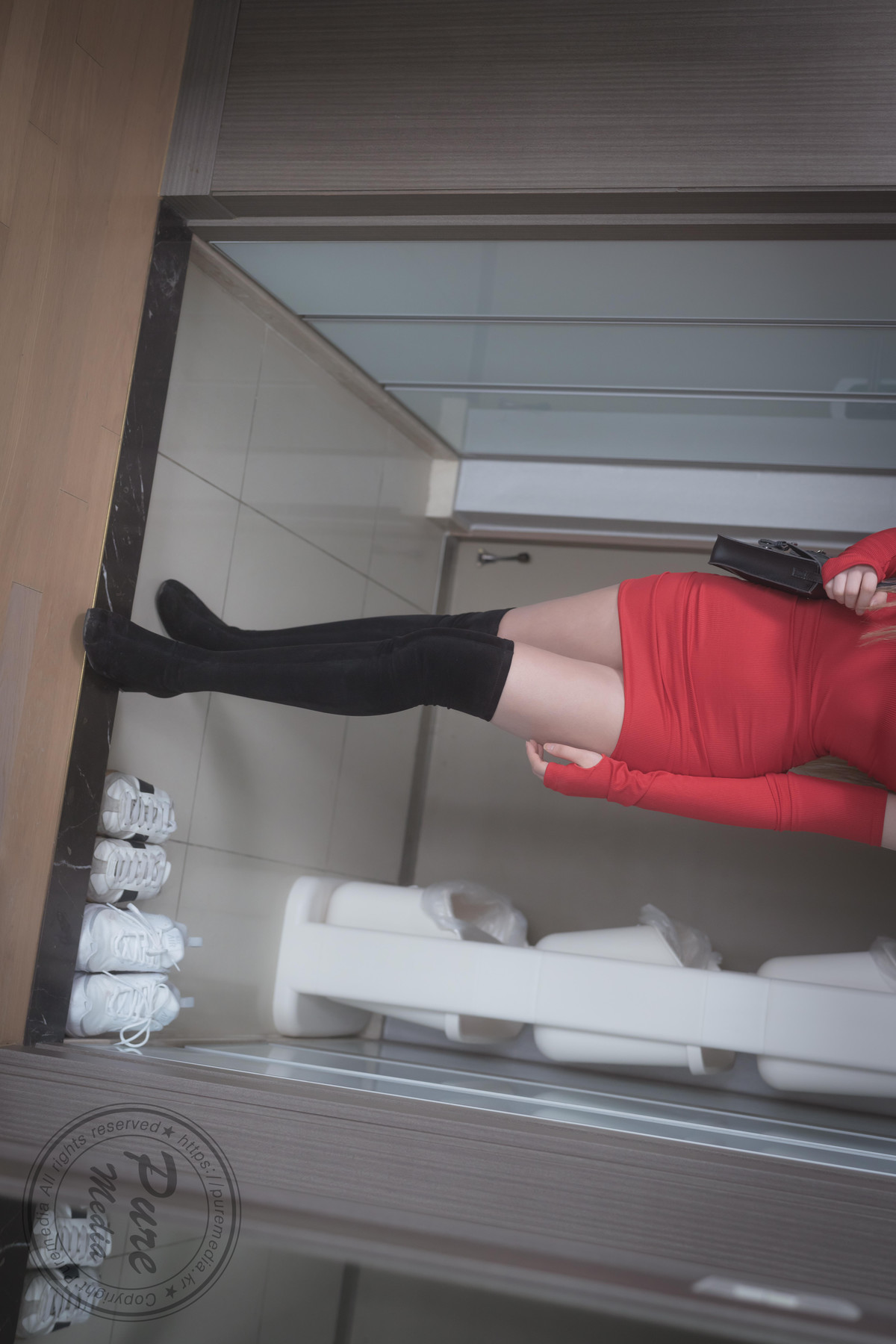 Raon 라온, [PURE MEDIA] Vol.278 Red Day And Lonely Girl Set.01の写真 2