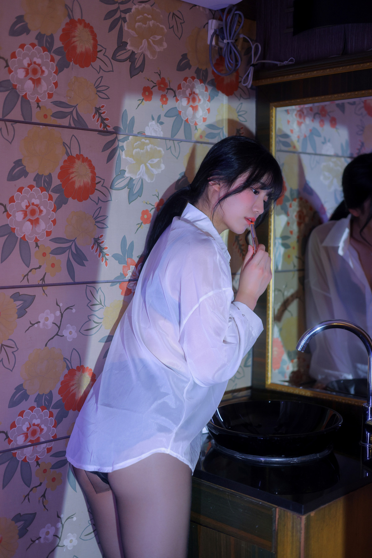 Yui 유이, [Yo-U] Blackroom Set.01の写真 6