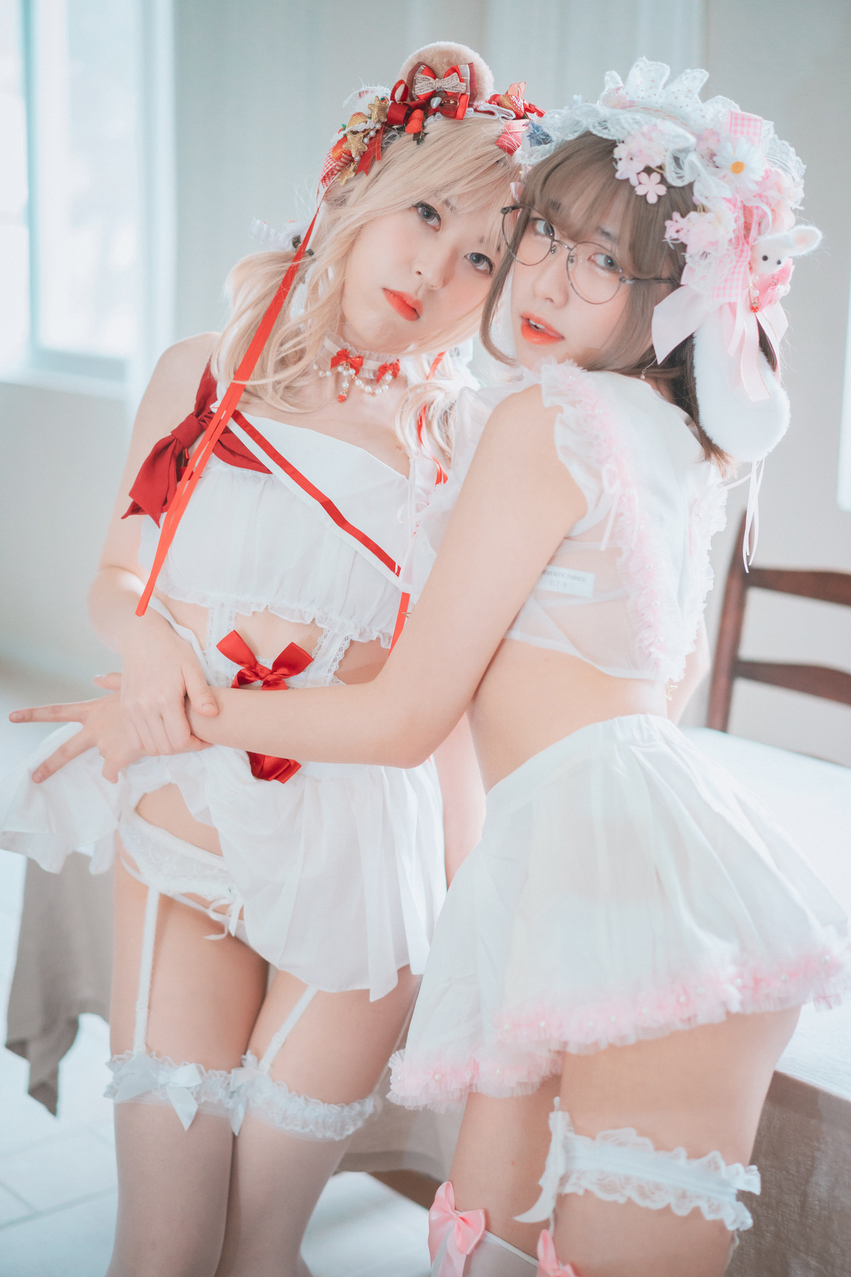 Mozzi 모찌, Sonson 손손, [DJAWA] Spring Comes Twice Set.02の写真 3