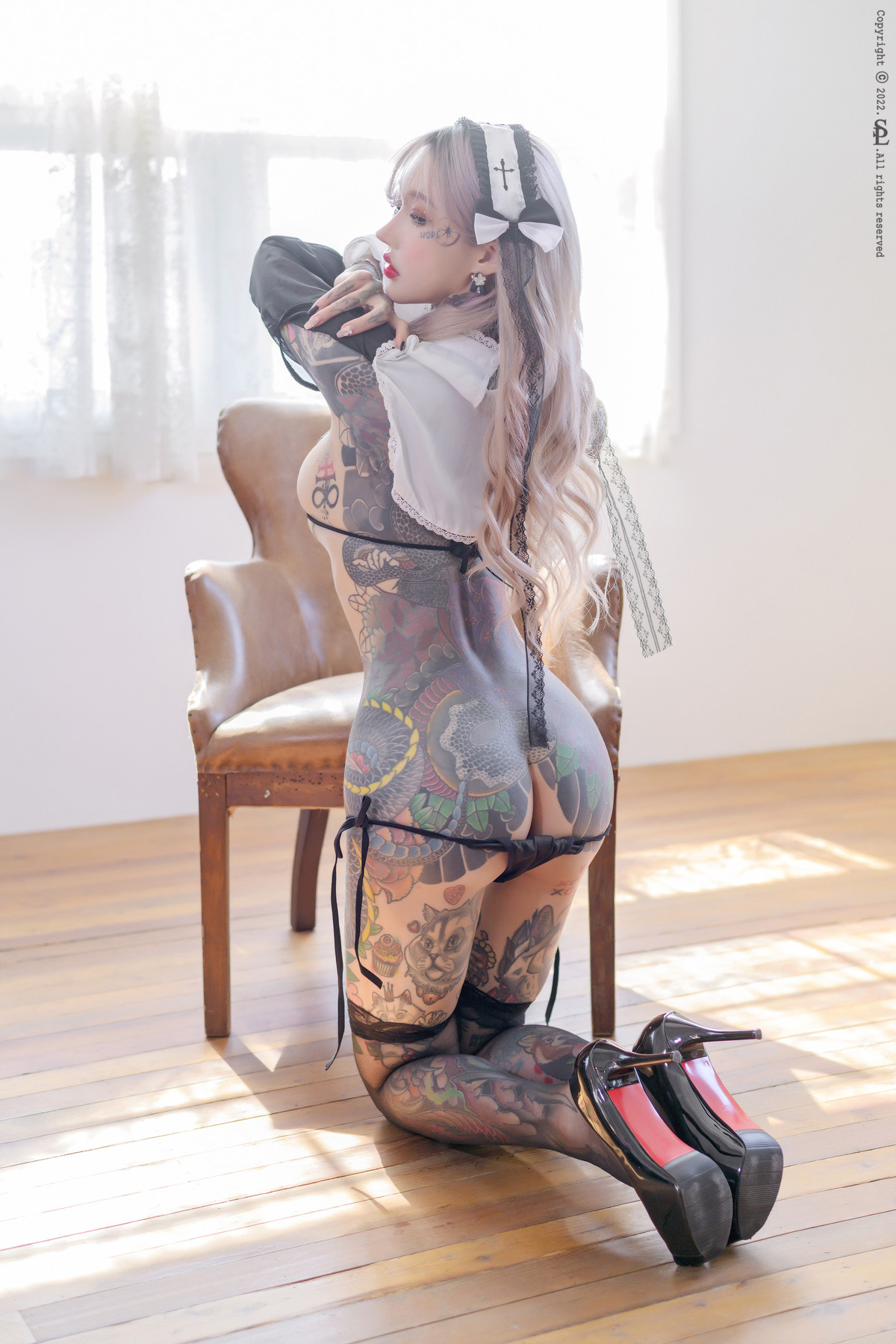 YoKo 요코, [SAINT Photolife] Saint and Devil Set.01の写真 23