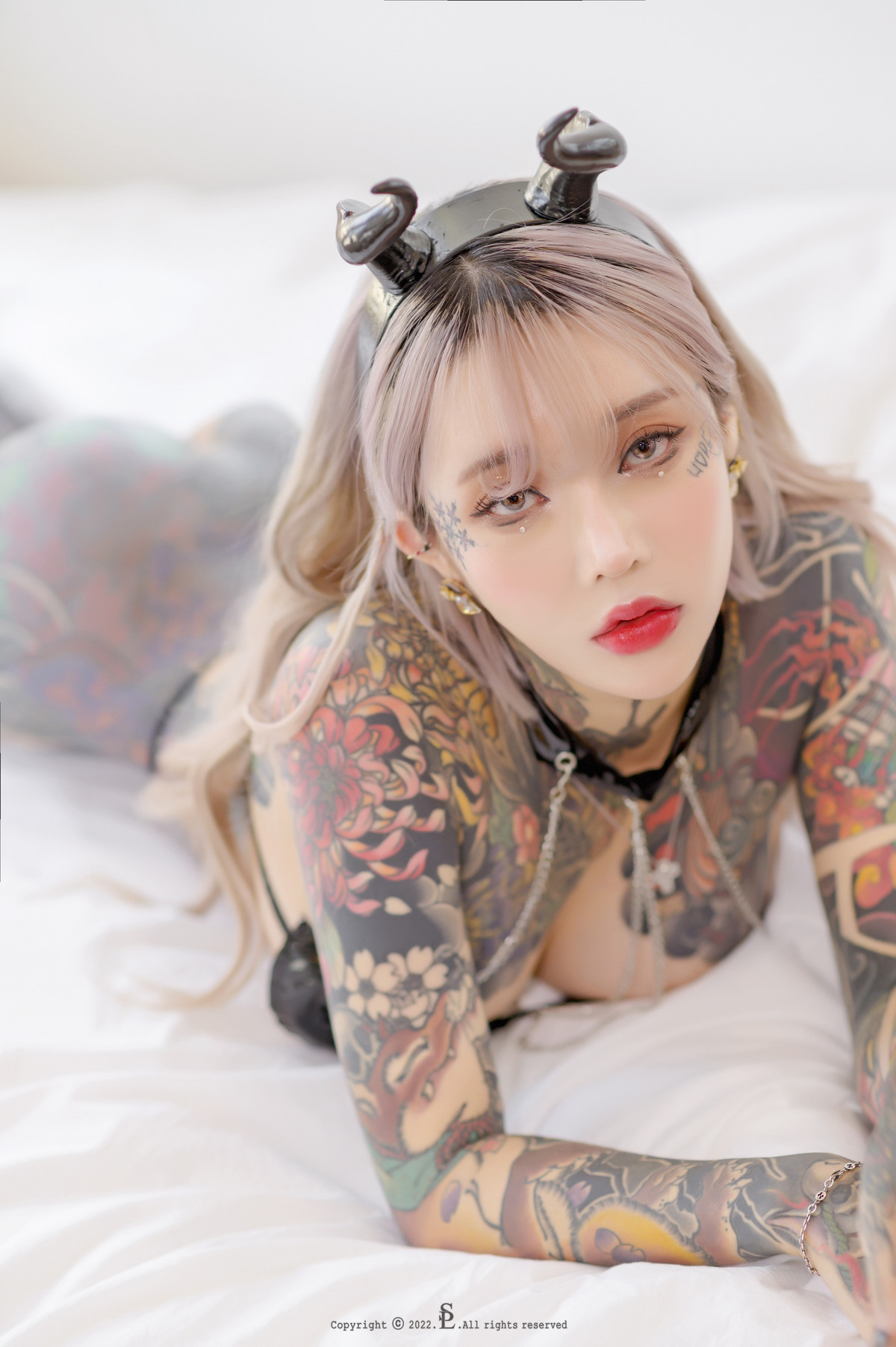 YoKo 요코, [SAINT Photolife] Saint and Devil Set.02の写真 35
