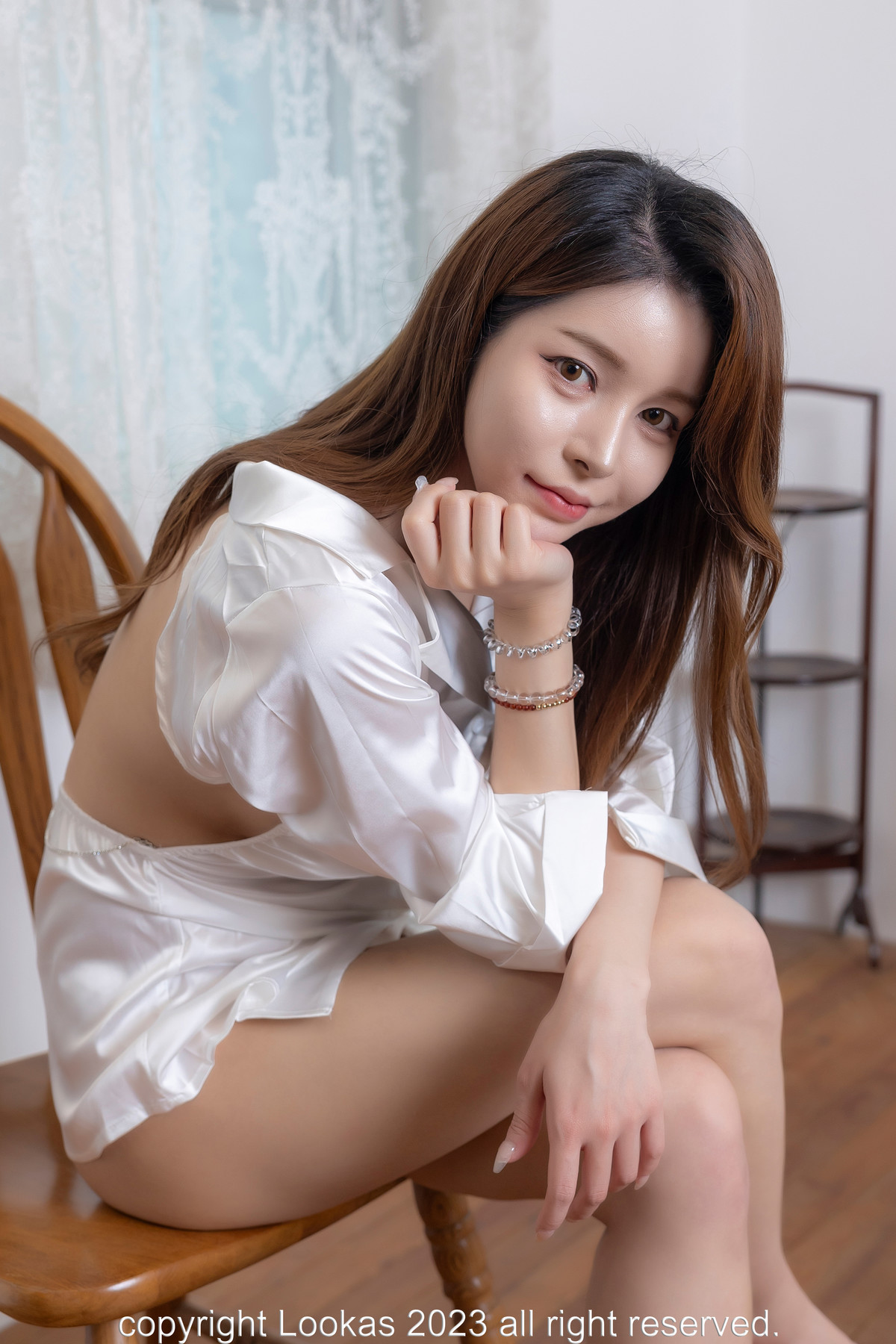 Banhee 반희, Lookas Vol.02 Photobook Set.01の写真 41
