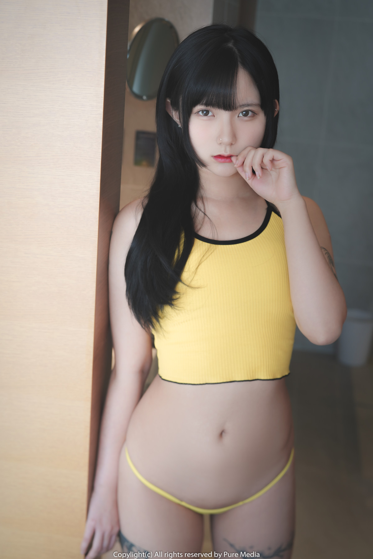 Hizzy 히지, PURE MEDIA Vol.46 Photobook Set.01の写真 5
