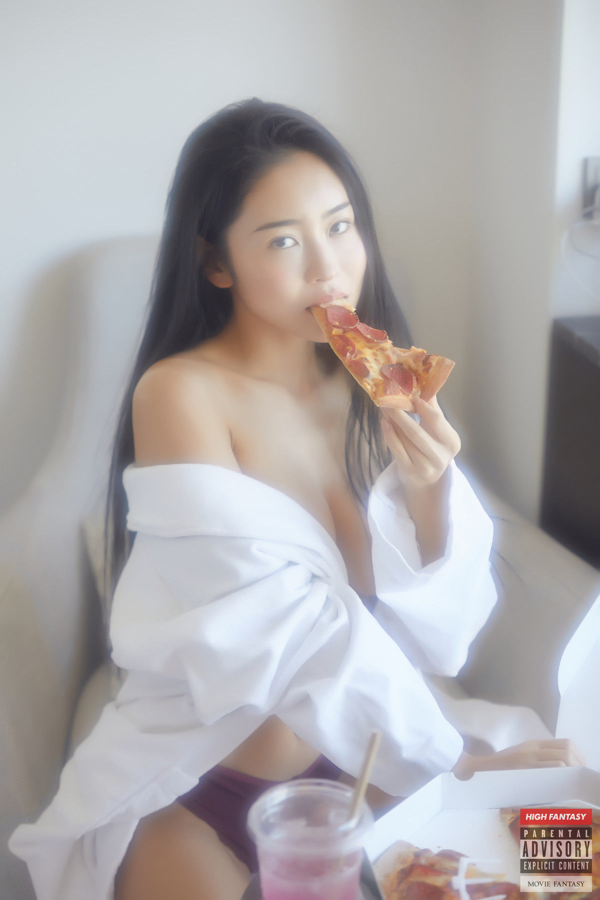 Rina Toeda 不良少女, HIGH FANTASY Vol.4 Morning With You Set.01の写真 25