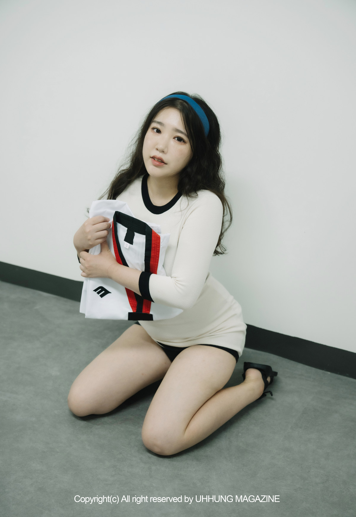 Jenn 젠, UHHUNG Magazine Vol.01 Taekwondo Set.01の写真 6