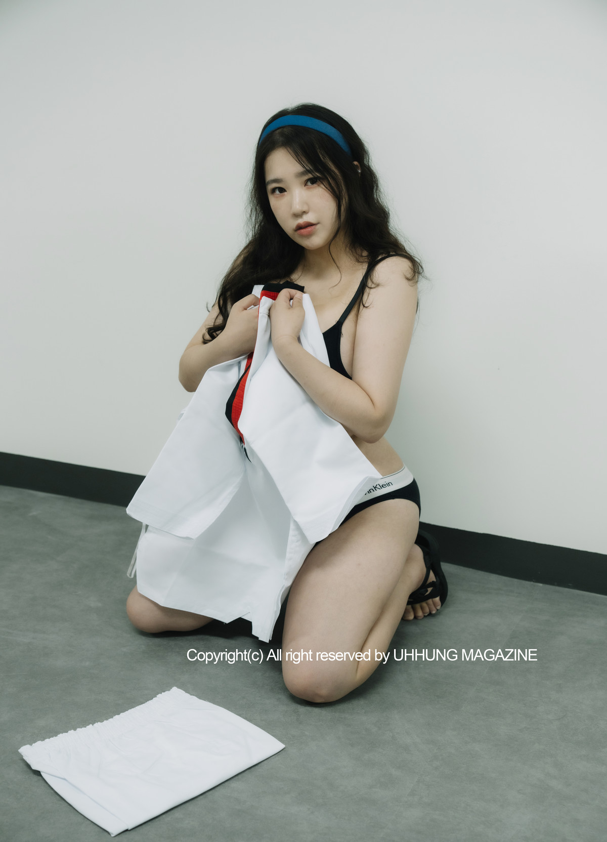 Jenn 젠, UHHUNG Magazine Vol.01 Taekwondo Set.01の写真 12