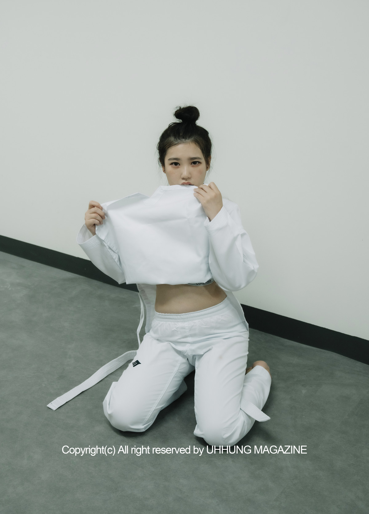 Jenn 젠, UHHUNG Magazine Vol.01 Taekwondo Set.02の写真 3