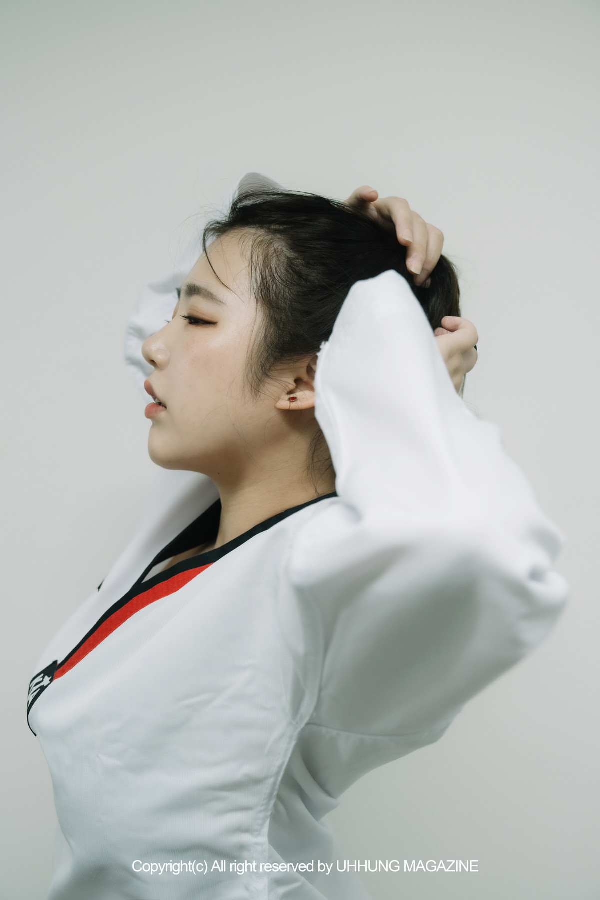 Jenn 젠, UHHUNG Magazine Vol.01 Taekwondo Set.03の写真 3