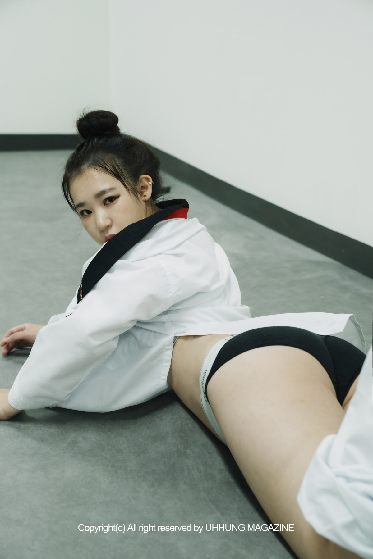 Jenn 젠, UHHUNG Magazine Vol.01 Taekwondo Set.03の写真 18