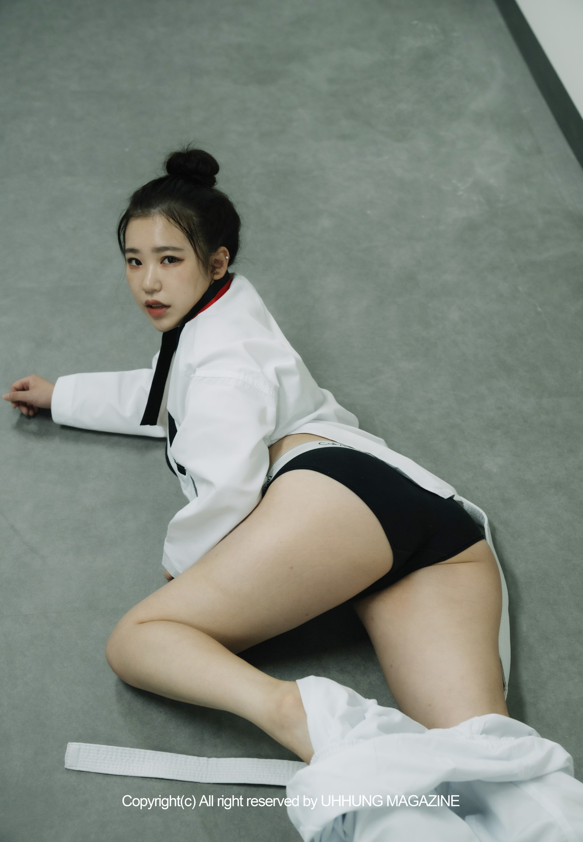 Jenn 젠, UHHUNG Magazine Vol.01 Taekwondo Set.03の写真 19