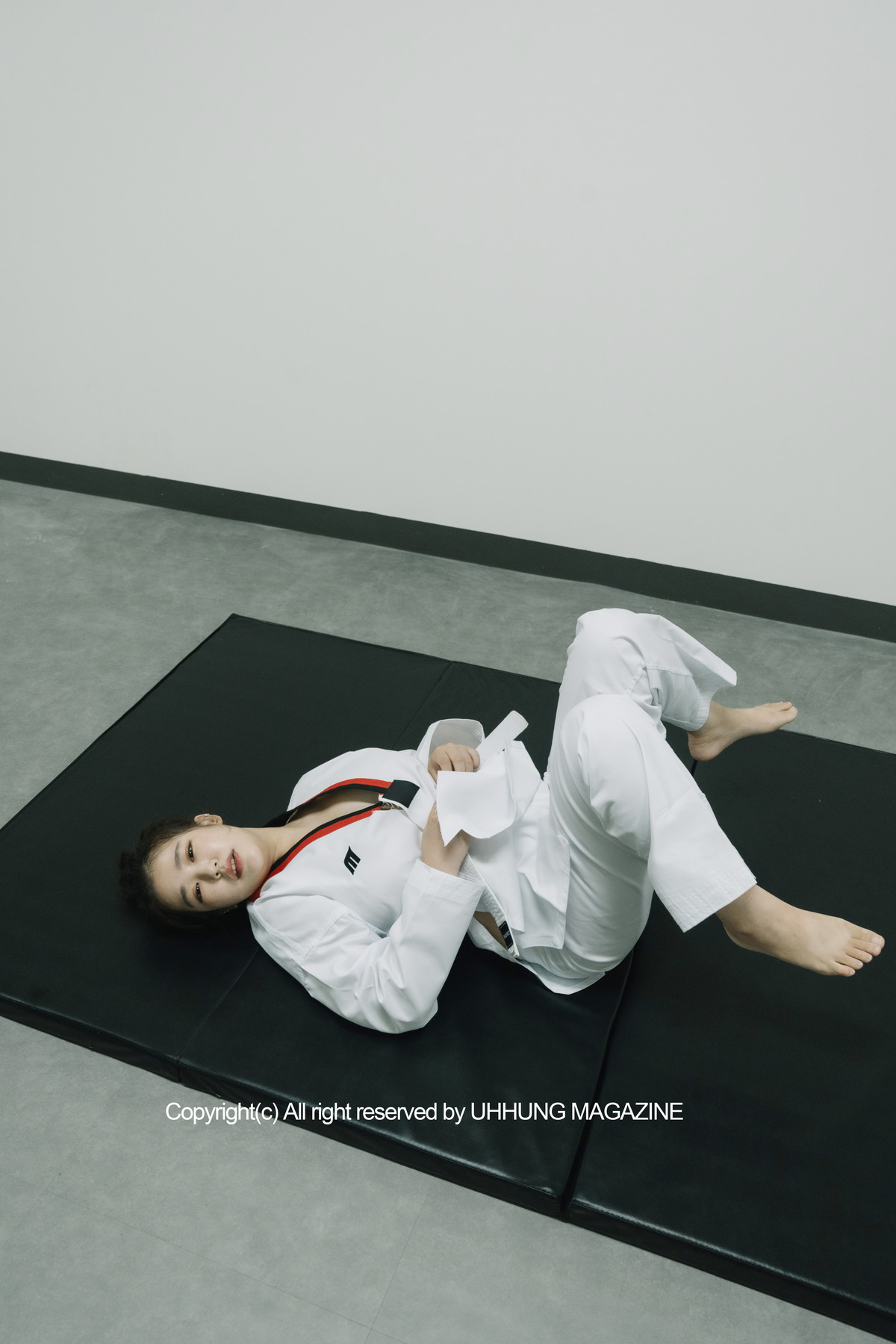 Jenn 젠, UHHUNG Magazine Vol.01 Taekwondo Set.03の写真 21