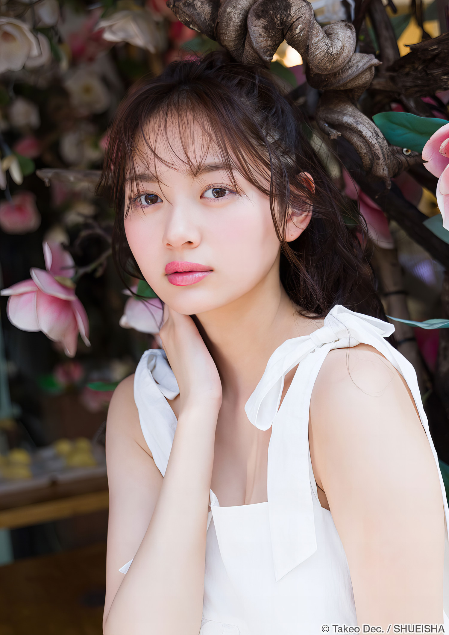 Shiori Kato 加藤栞, Young Jump 2024 No.24 (ヤングジャンプ 2024年24号)の写真 11