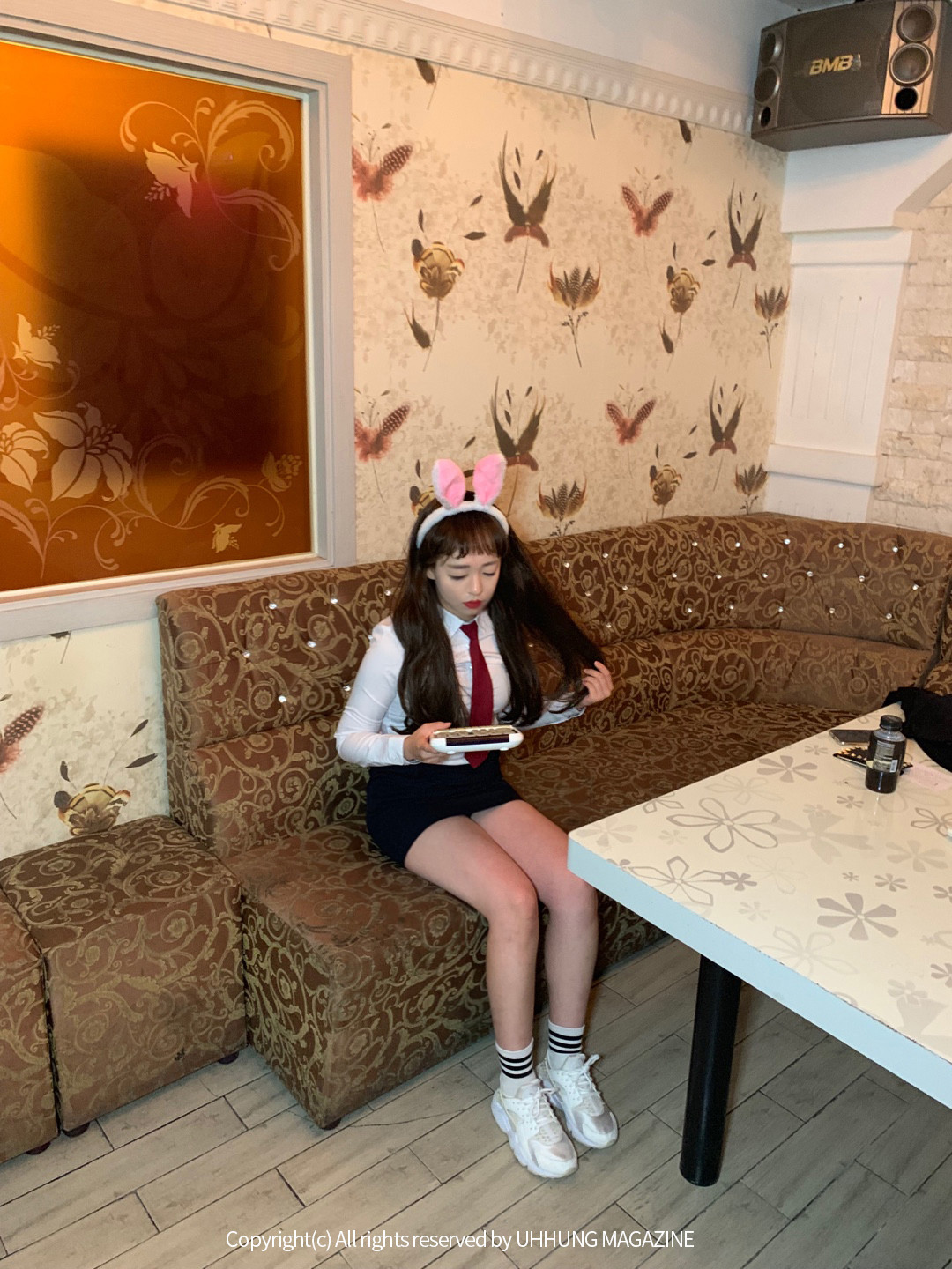 Hyejung 혜정, UHHUNG Magazine Vol.01 Karaoke Set.01の写真 6
