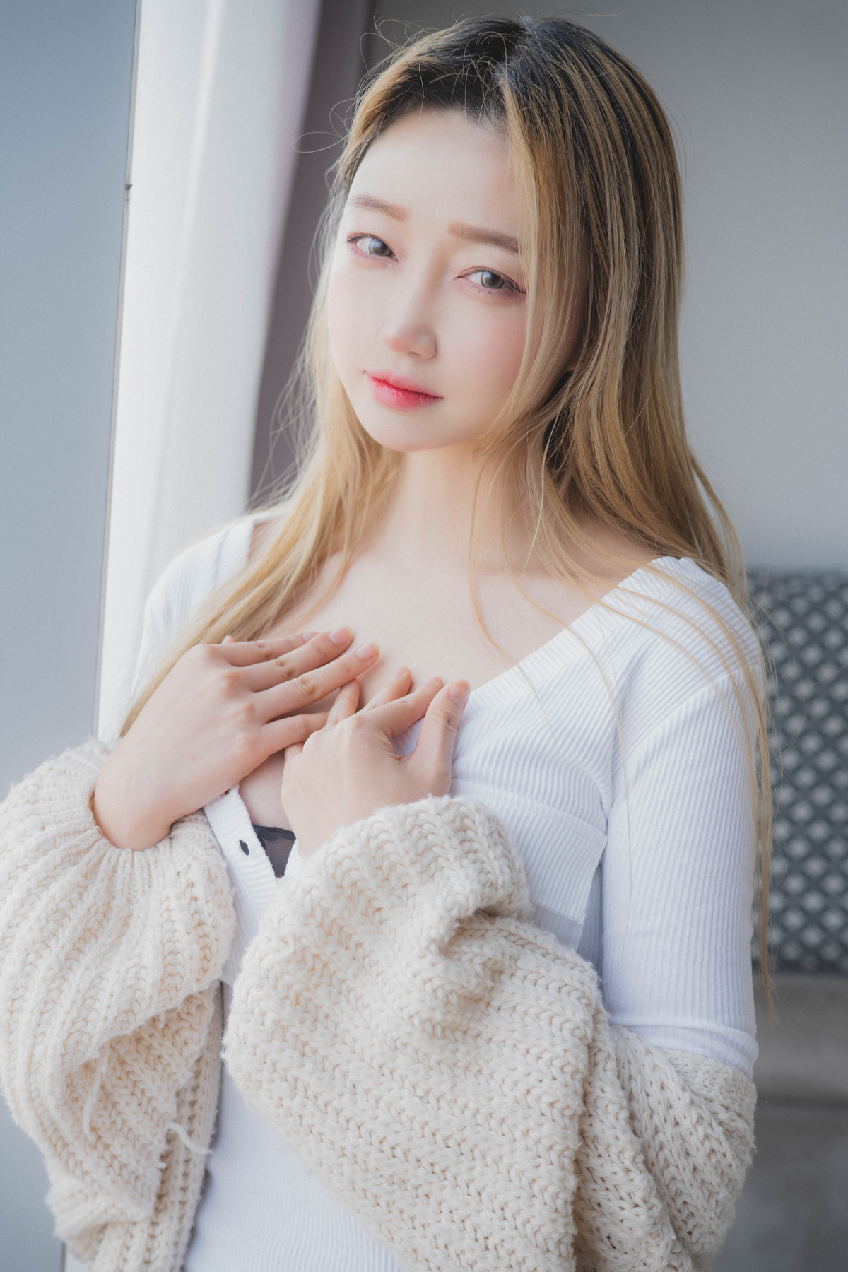 Raon 라온, Pure Media Vol.284 First Naked Set.02の写真 2