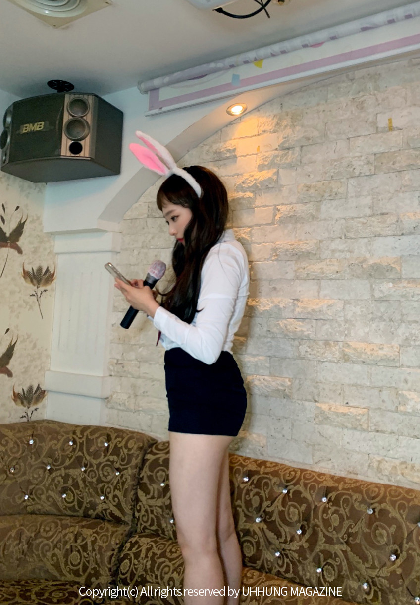 Hyejung 혜정, UHHUNG Magazine Vol.01 Karaoke Set.02の写真 13