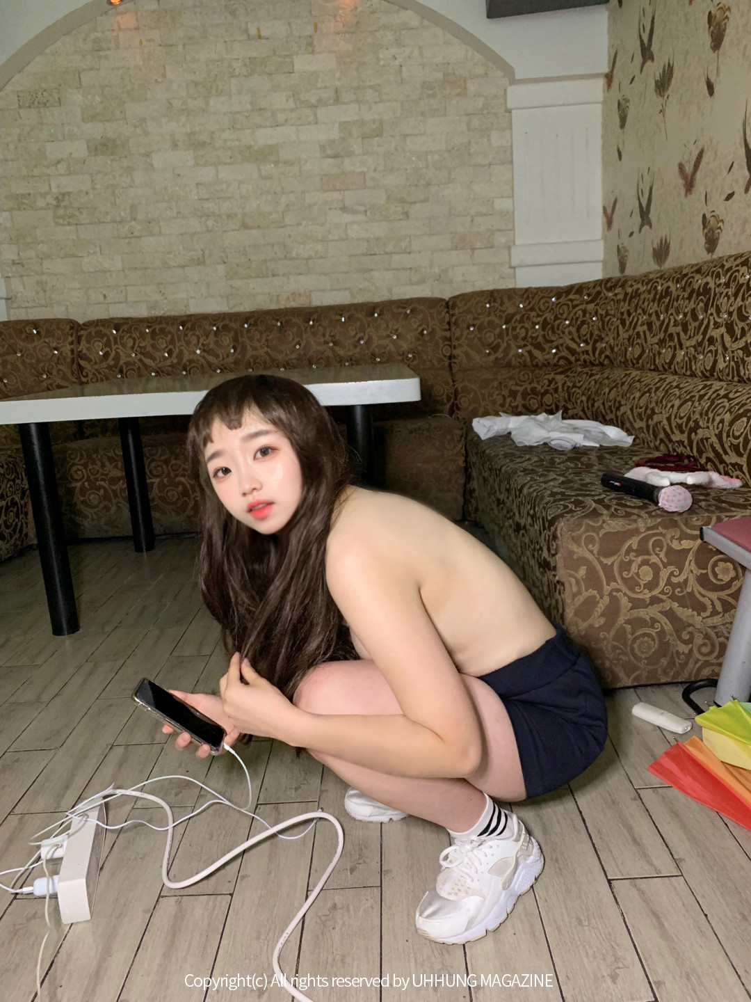 Hyejung 혜정, UHHUNG Magazine Vol.01 Karaoke Set.02の写真 20