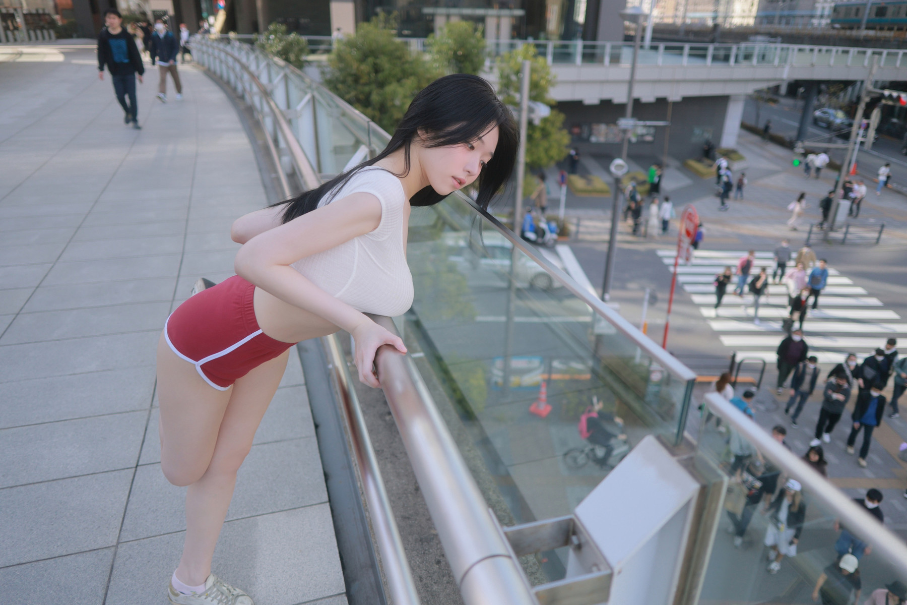 Yeon Woo 연우, Photobook “In Tokyo” Set.01の写真 23
